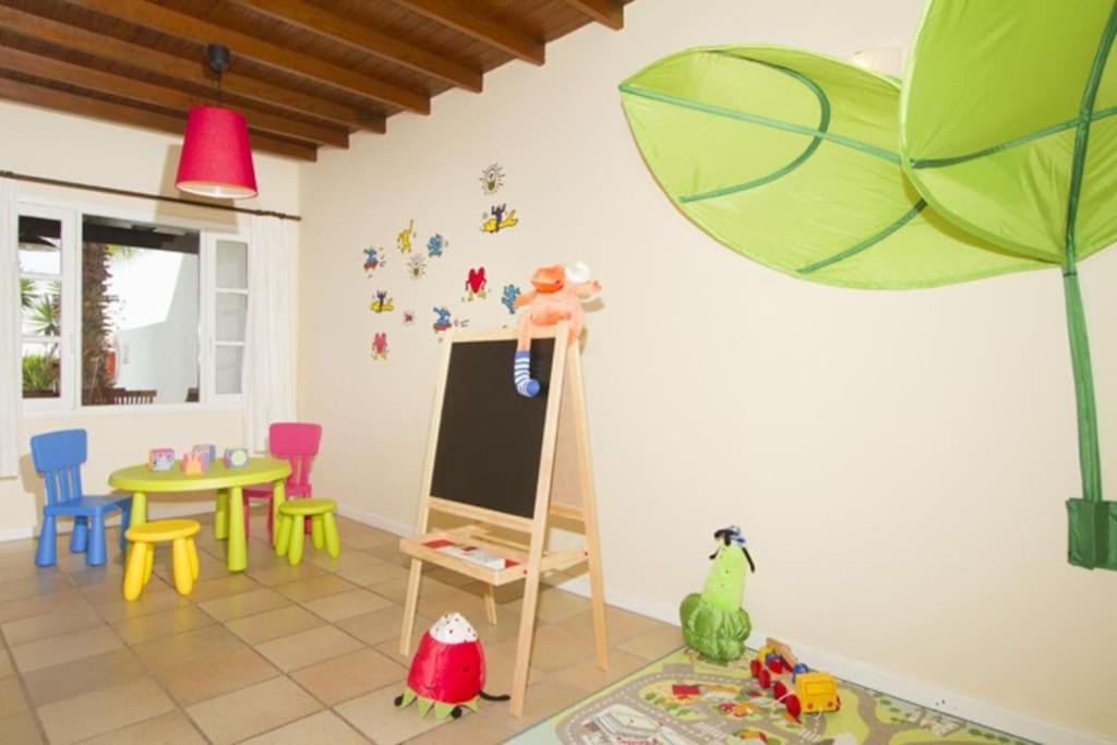 Ferienwohnung Miguel, 3 Bed With Private Pool Puerto del Carmen  Exterior foto
